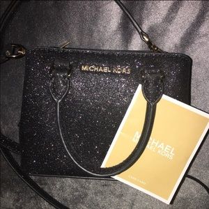 Small mk bag ( very small see measurements)